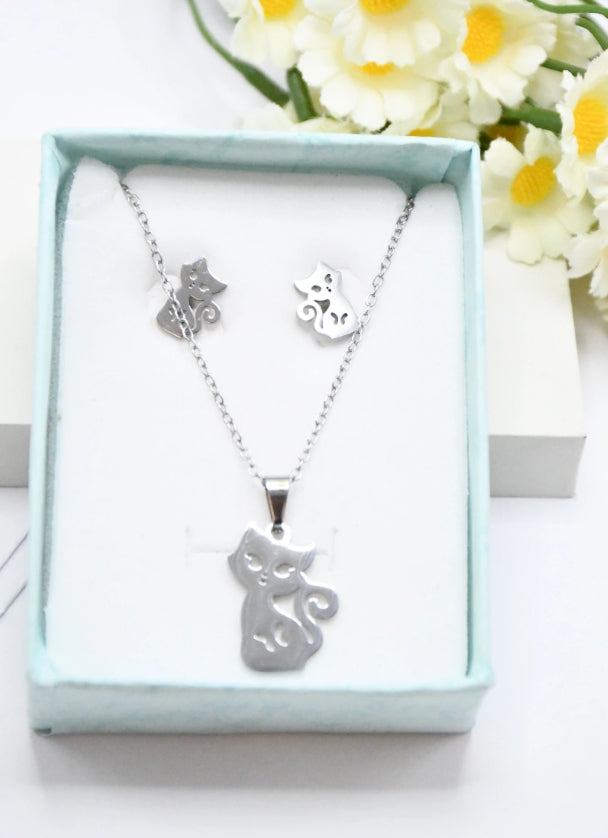 Coffret collier + boucles d'oreilles couleur or enfant