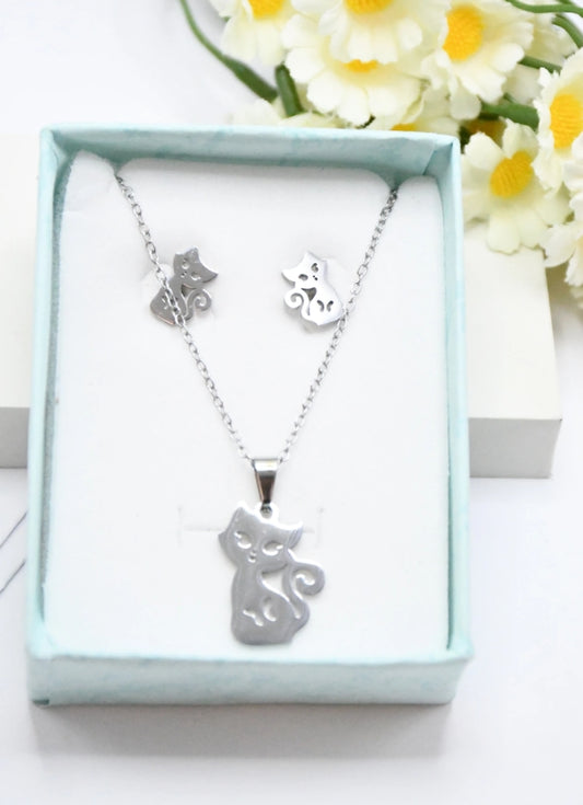 Coffret collier + boucles d'oreilles couleur or enfant