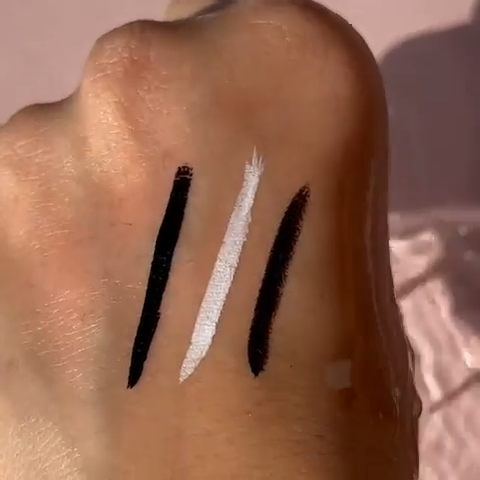 LINER LIQUIDE PRECISION - 001, NOIR