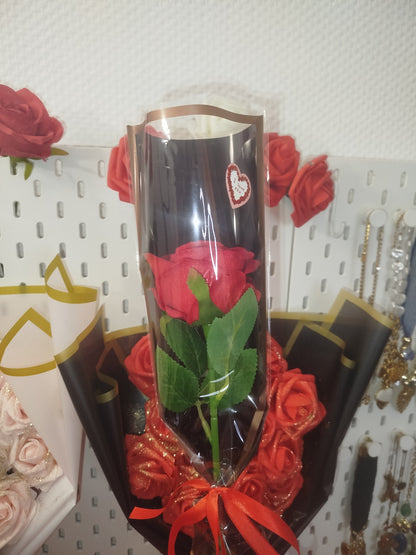 Rose (boîte à bijou + 1 Bijou au choix) emballage noir