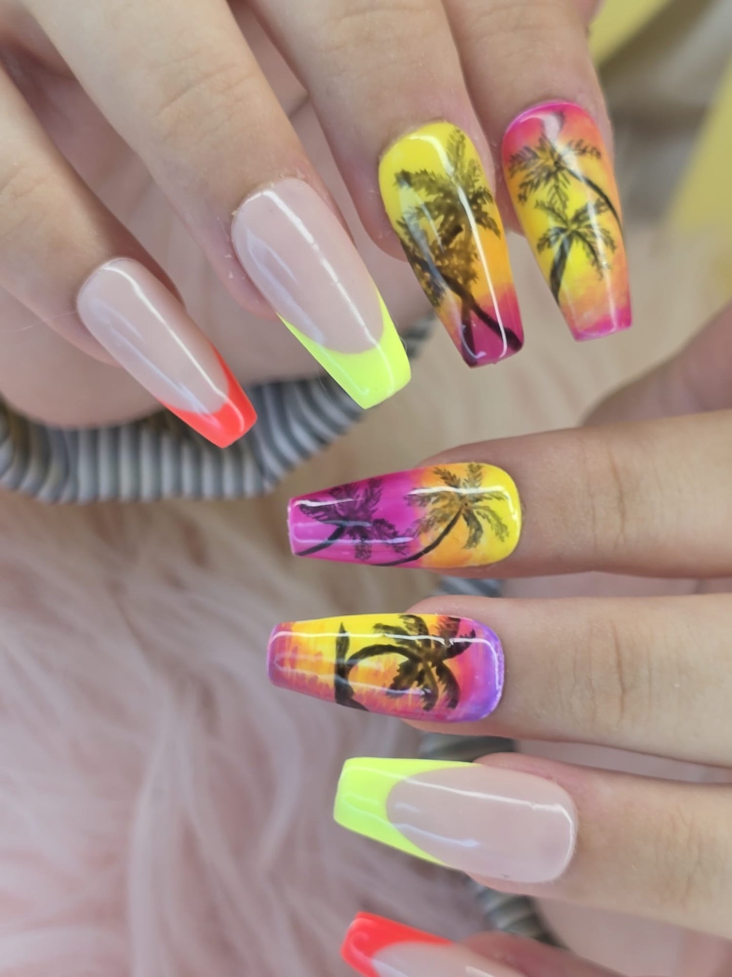 Album Press on Nails