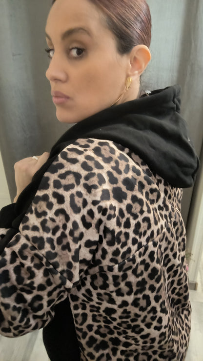 Pull à capuche léopard